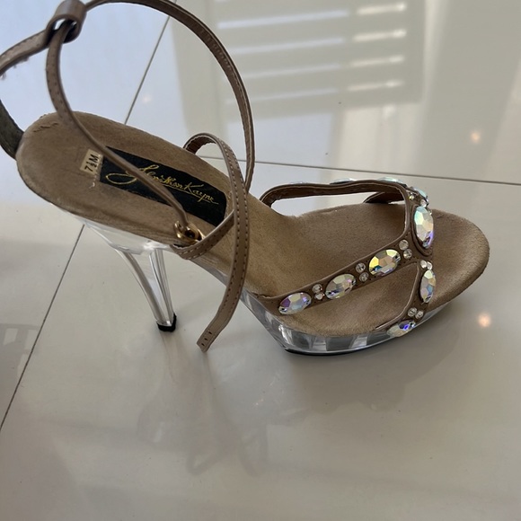 High heel iridescent formal shoes with clear bottom - Picture 4 of 5